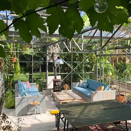 Holiday home Bij Tante Hanneke's Voorhuus, Met Hottub Optie Maasbommel