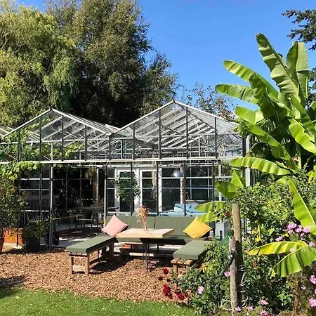 Bij Tante Hanneke's Voorhuus, Met Hottub Optie Holiday home