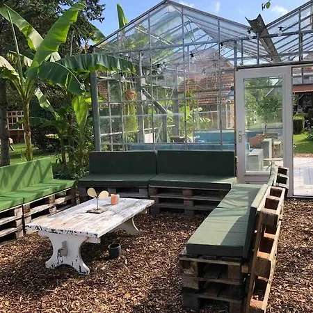 Bij Tante Hanneke's Voorhuus, Met Hottub Optie Holiday home